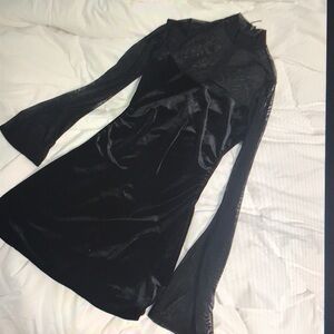 Elegant Black Long-Sleeve Dress